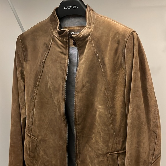 Brown leather jacket - Danier - EUC - Picture 2 of 13